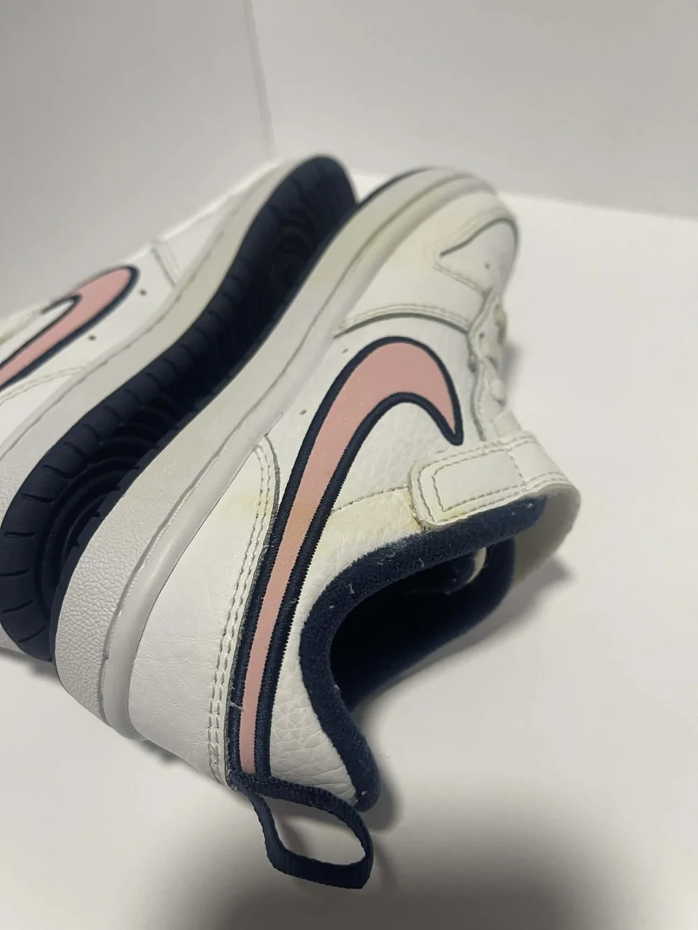 Nike Kids' White & Pink Swoosh Velcro Sneakers - Picture 10 of 10